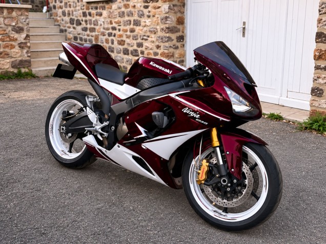 Carénages Moto Kawasaki Ninja ZX6R 636 2005-2006 - Blanc Rouge Foncé