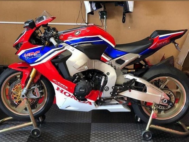 Carénages Moto Honda CBR1000RR 2017-2024 - Blanc Rouge Bleu Noir HRC