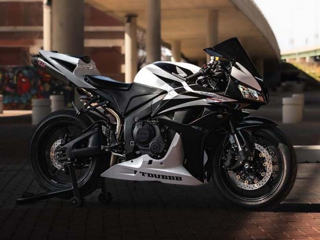 Carénages Moto Honda CBR600RR 2007-2008 - Blanc Noir Courses