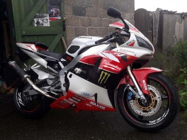 Meilleurs Carénages Moto Yamaha YZF 1000 R1 1998-1999 - Rouge Blanc Noir Jaune Monstre Milwaukee MAXXIS 11