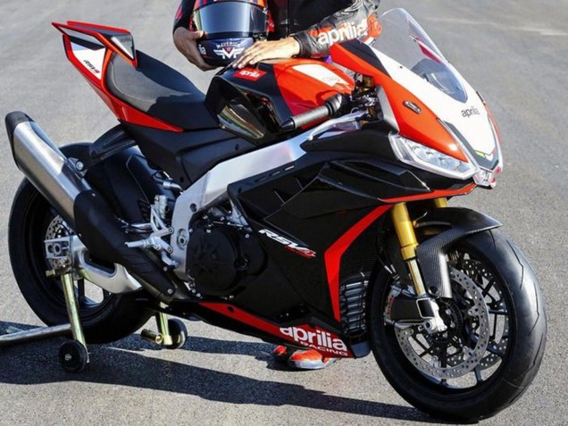 Carénages Moto Aprilia RSV4 1100 2021-2024 - Noir Rouge Blanc
