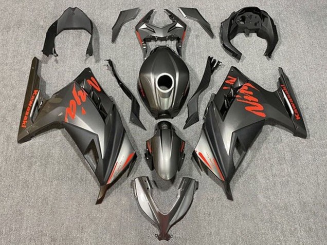 Carénages Moto Kawasaki EX300 2013-2017 - Noir Mat Rouge