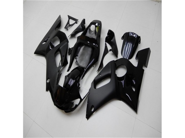 Carénage Moto Yamaha R6 1998-2002 - Brillant Noir Mat Carénage Moto Yamaha R6 1998-2002 - Brillant Noir Mat