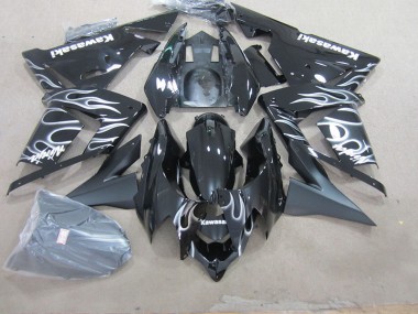 Carénage Moto ZX10R 2003-2005 - Noir avec Blanc Flamme