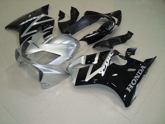 Carénages Moto Honda CBR 600 F4i 2004-2007 - Noir Argent Carénages Moto Honda CBR 600 F4i 2004-2007 - Noir Argent