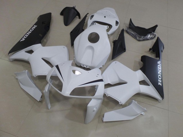 Kit Carénages Motos Complet Honda CBR 600 RR 2005-2006 - Blanc Noir Kit Carénages Motos Complet Honda CBR 600 RR 2005-2006 - Blanc Noir